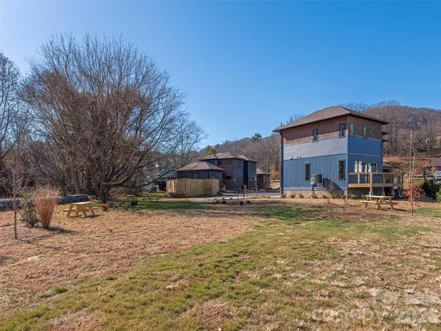 $385,000 | 35 Leap Frog Park, Waynesville, NC 28786