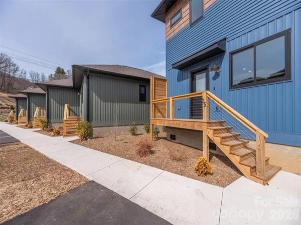 $340,000 | 35 Leap Frog Park, Waynesville, NC 28786