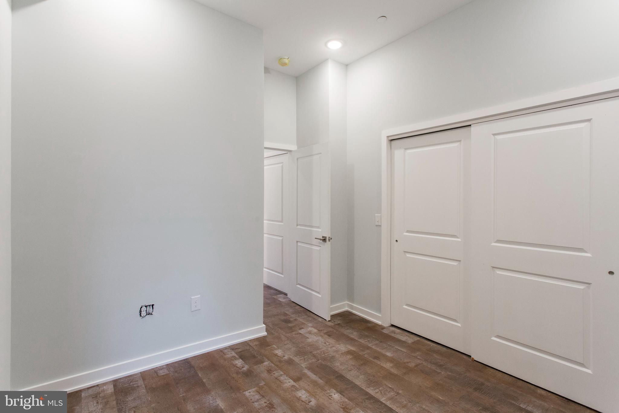 1318 South Broad Street, Unit 2F Philadelphia, PA 19146 - Photo 2 of 9
