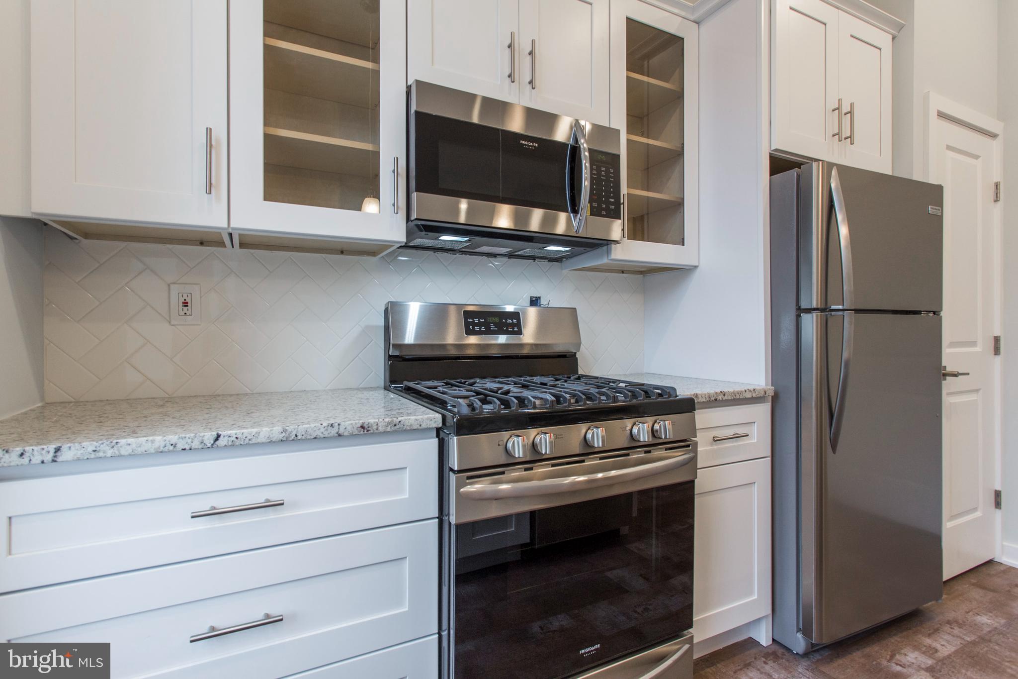 1318 South Broad Street, Unit 2F Philadelphia, PA 19146 - Photo 7 of 9