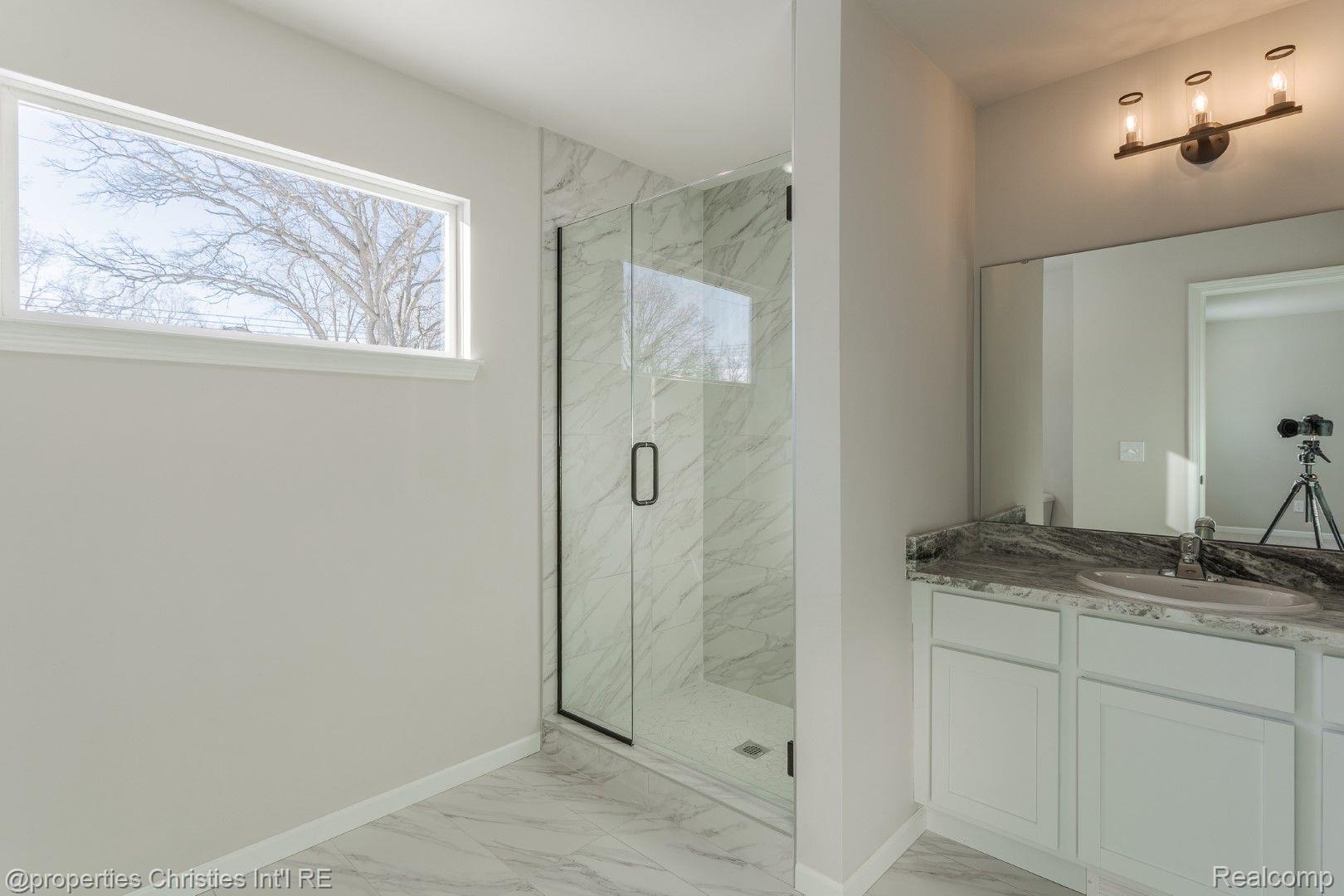 15050 Reeck Road Southgate, MI 48195 - Photo 11 of 18 Gallery Image 11