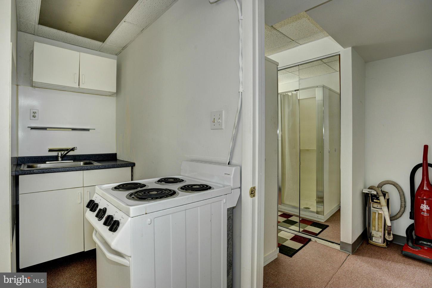 3351 Old Gamber Road Finksburg, MD 21048 - Photo 19 of 26 Kitchenette