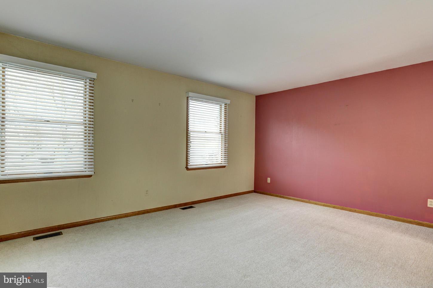 3351 Old Gamber Road Finksburg, MD 21048 - Photo 3 of 26 Living Room