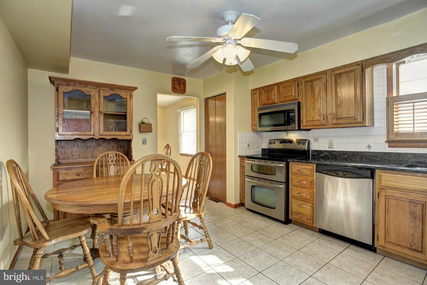 3351 Old Gamber Road Finksburg, MD 21048 - Photo 8 of 26 Kitchen