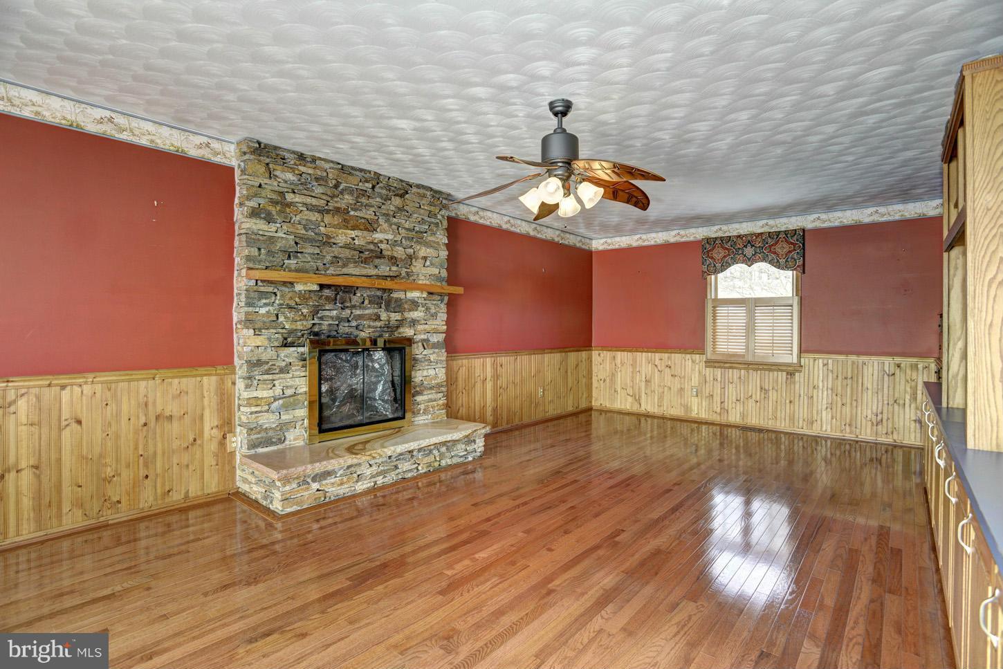 3351 Old Gamber Road Finksburg, MD 21048 - Photo 10 of 26 Family Room