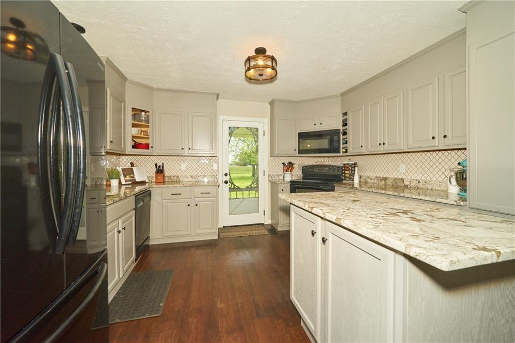 21655 Six Points Road Sheridan, IN 46069 - Photo 18 of 48 Gallery Image 18