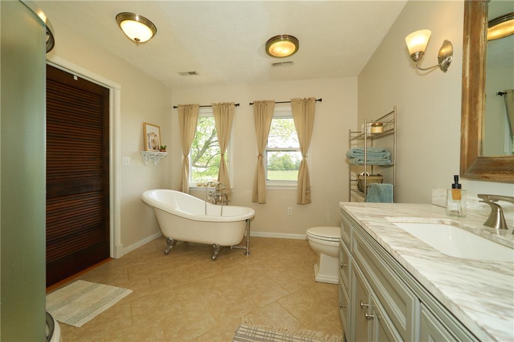 21655 Six Points Road Sheridan, IN 46069 - Photo 27 of 48 Gallery Image 27