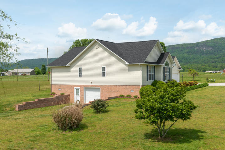 256 Brea Road Dunlap, TN 37327 - Photo 20 of 24 break 4