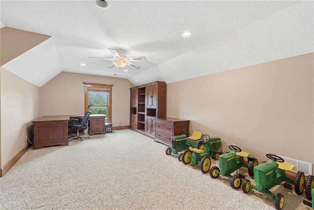 8980 Rowen Road De Soto, KS 66018 - Photo 43 of 69