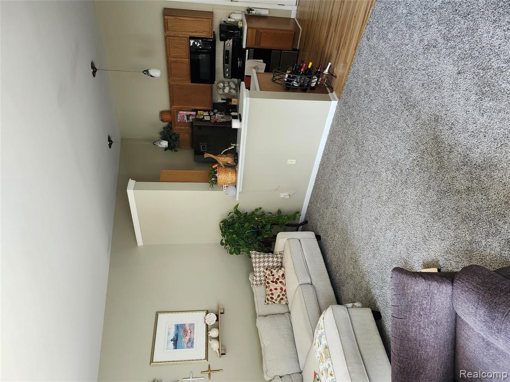 9520 Timber Ridge Drive Grand Blanc, MI 48439 - Photo 4 of 10