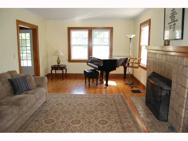 55 Richards Road Columbus, OH 43214 - Photo 3 of 12 Gallery Image 3
