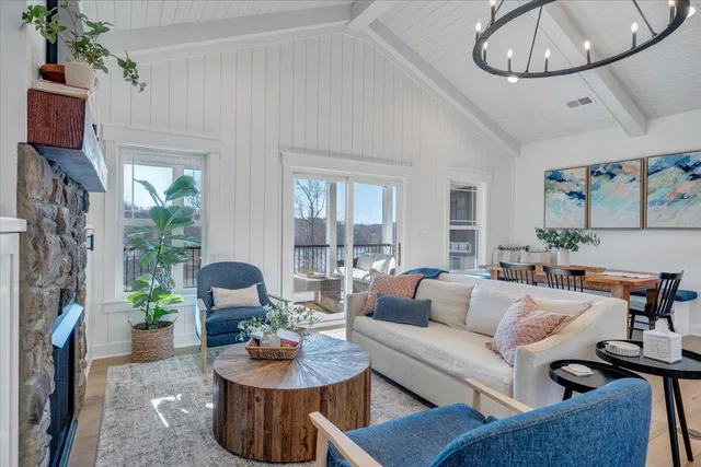 $1,750,000 | 162 Lake Pointe Trail, Glade Hill, VA 24092