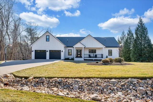 $1,750,000 | 162 Lake Pointe Trail, Glade Hill, VA 24092