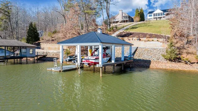 $1,750,000 | 162 Lake Pointe Trail, Glade Hill, VA 24092