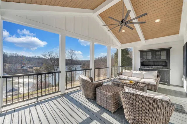 $1,750,000 | 162 Lake Pointe Trail, Glade Hill, VA 24092