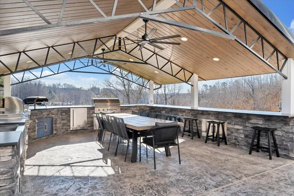 $1,750,000 | 162 Lake Pointe Trail, Glade Hill, VA 24092