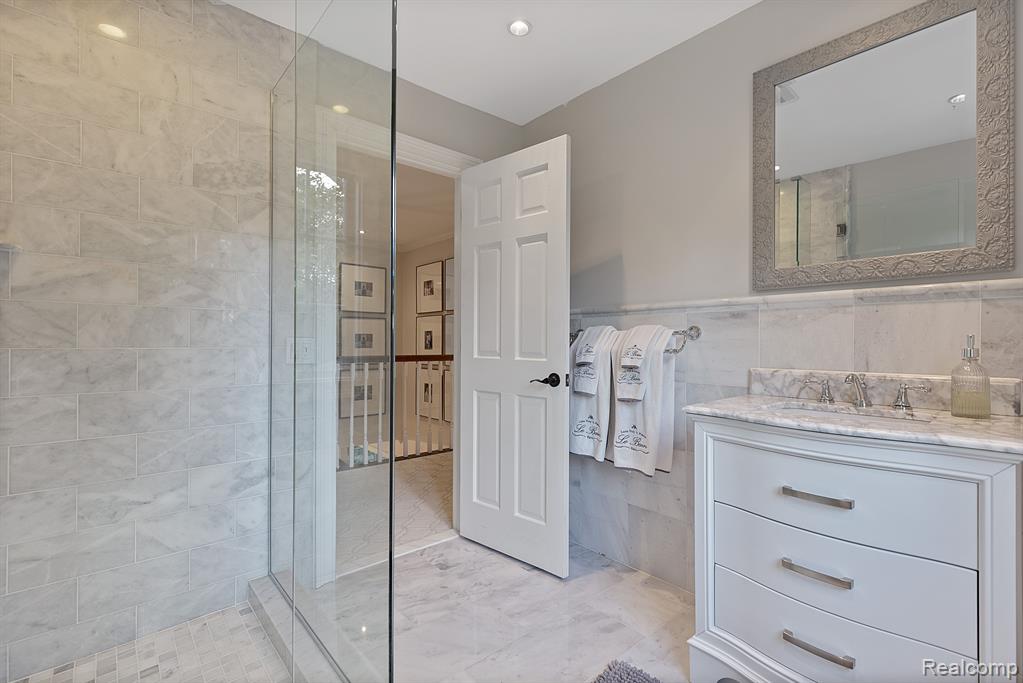2599 Munster Road Rochester Hills, MI 48309 - Photo 37 of 58