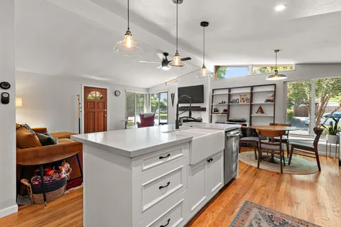 $569,000 | 4941 Donovan Drive, Carmichael, CA 95608