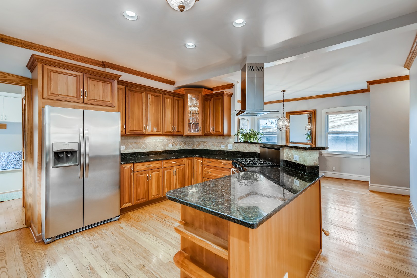 300 Addison Road Riverside, IL 60546 - Photo 7 of 28