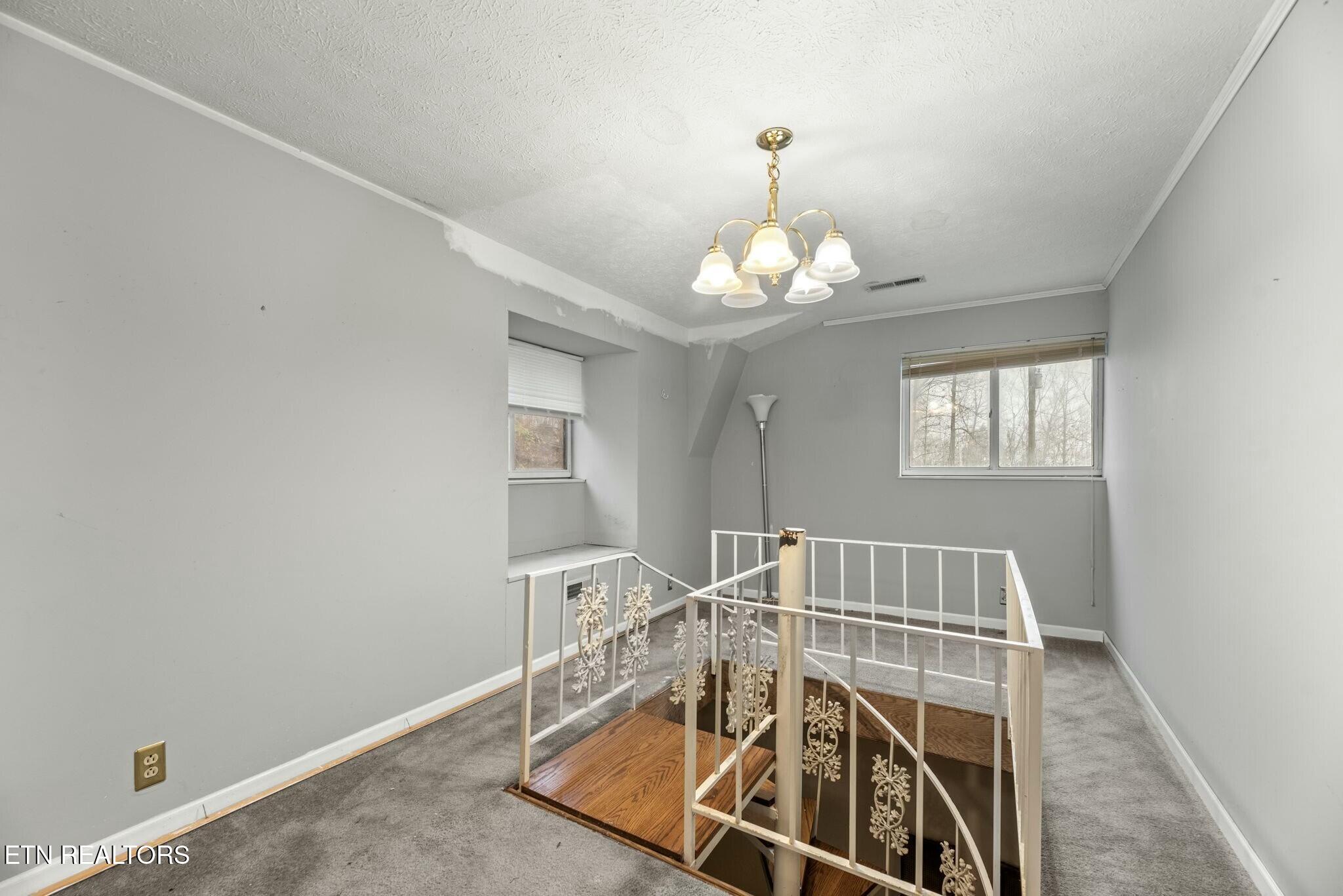 114 Loop Road Powell, TN 37849 - Photo 19 of 40 tempImage0Evpkw