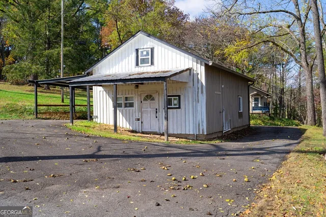 $725,000 | 106 Settawig Road, Brasstown, NC 28902