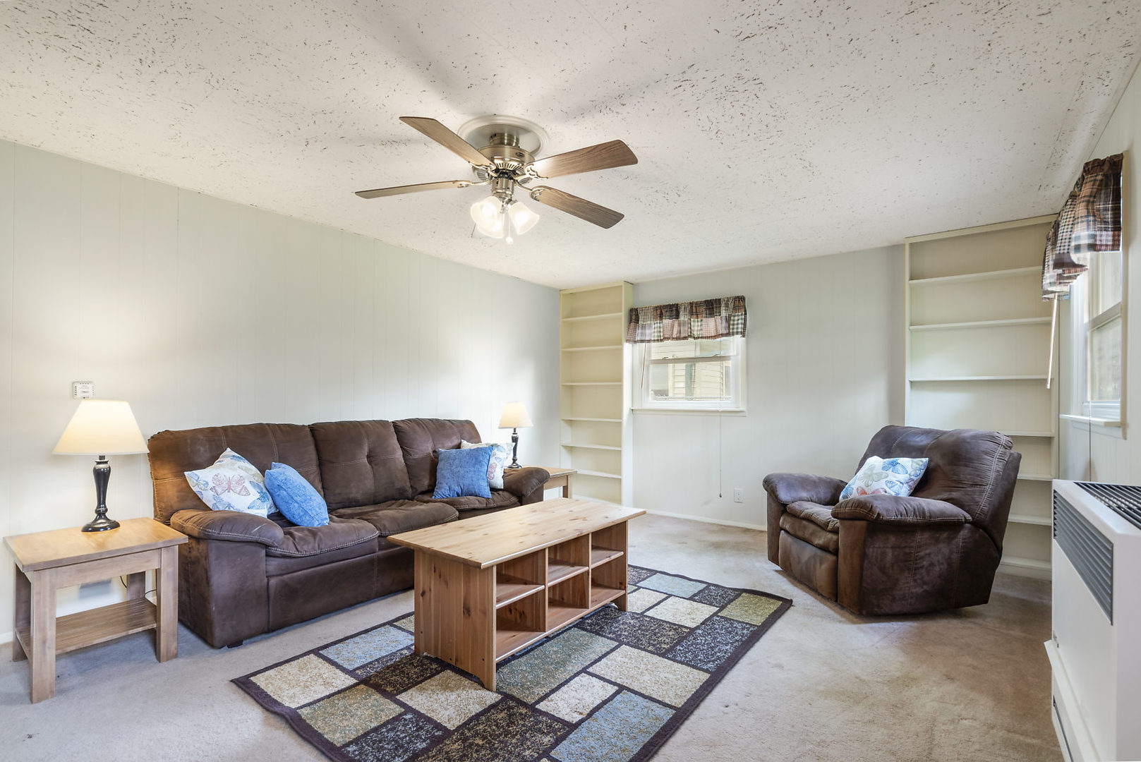 10 Durango Road Montgomery, IL 60538 - Photo 15 of 21 a living room with furniture and a ceiling fan