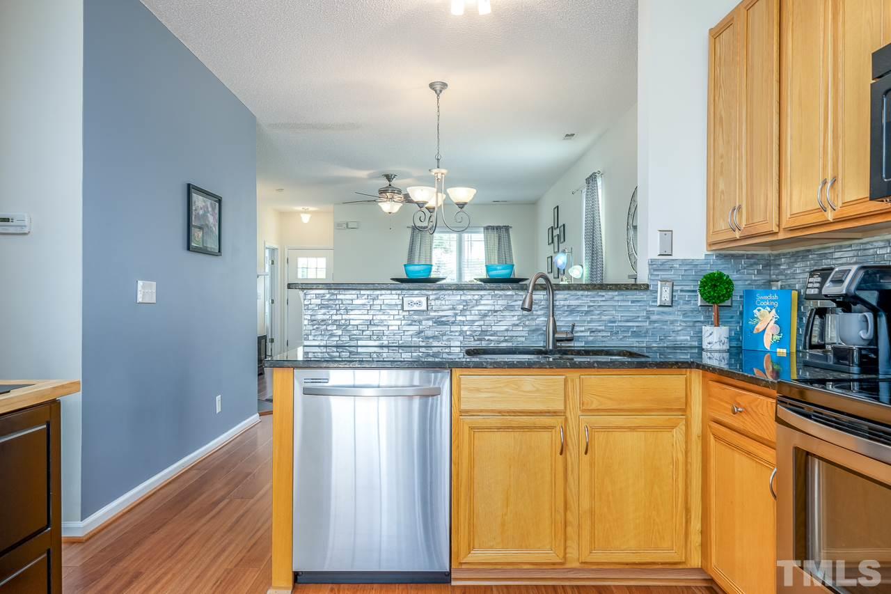 1018 Shackleton Road Apex, NC 27502 - Photo 6 of 26 Gallery Image 6