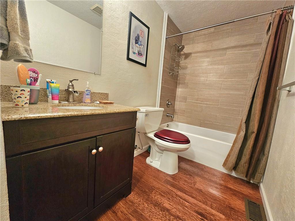 1849 Colleen Drive Irwin, PA 15642 - Photo 18 of 35