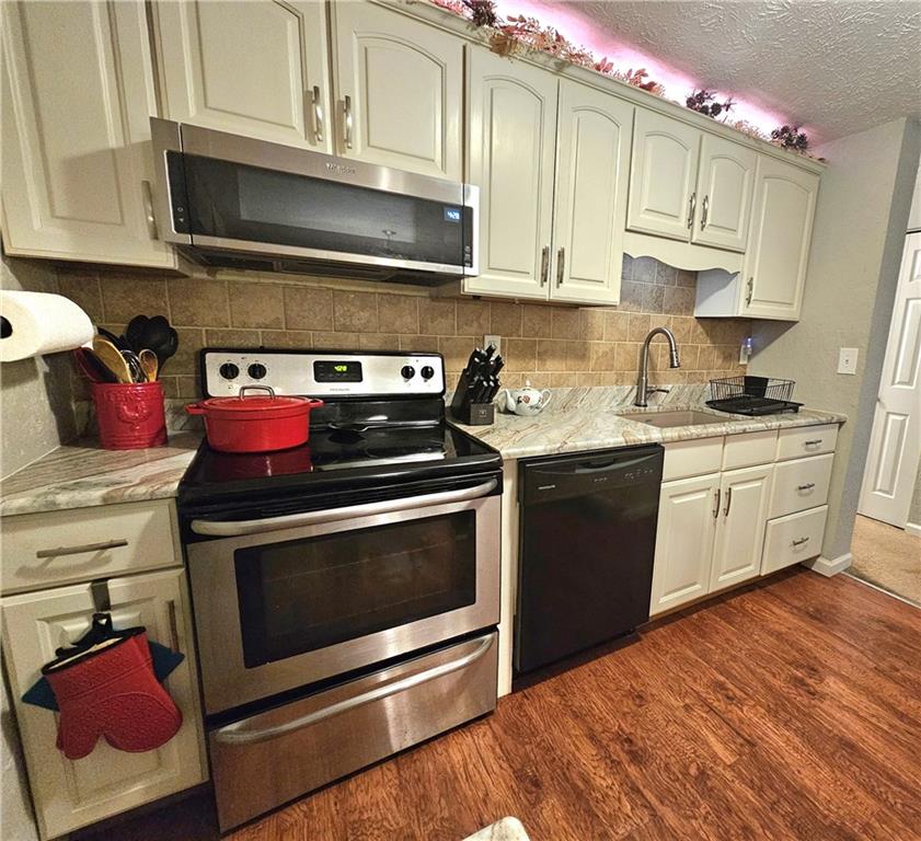 1849 Colleen Drive Irwin, PA 15642 - Photo 20 of 35