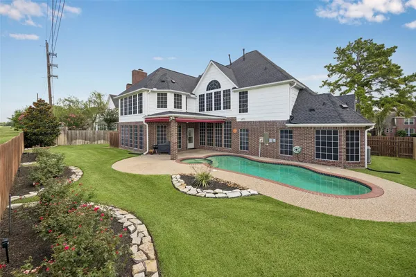 $850,000 | 1686 Kelliwood Oaks Drive, Katy, TX 77450