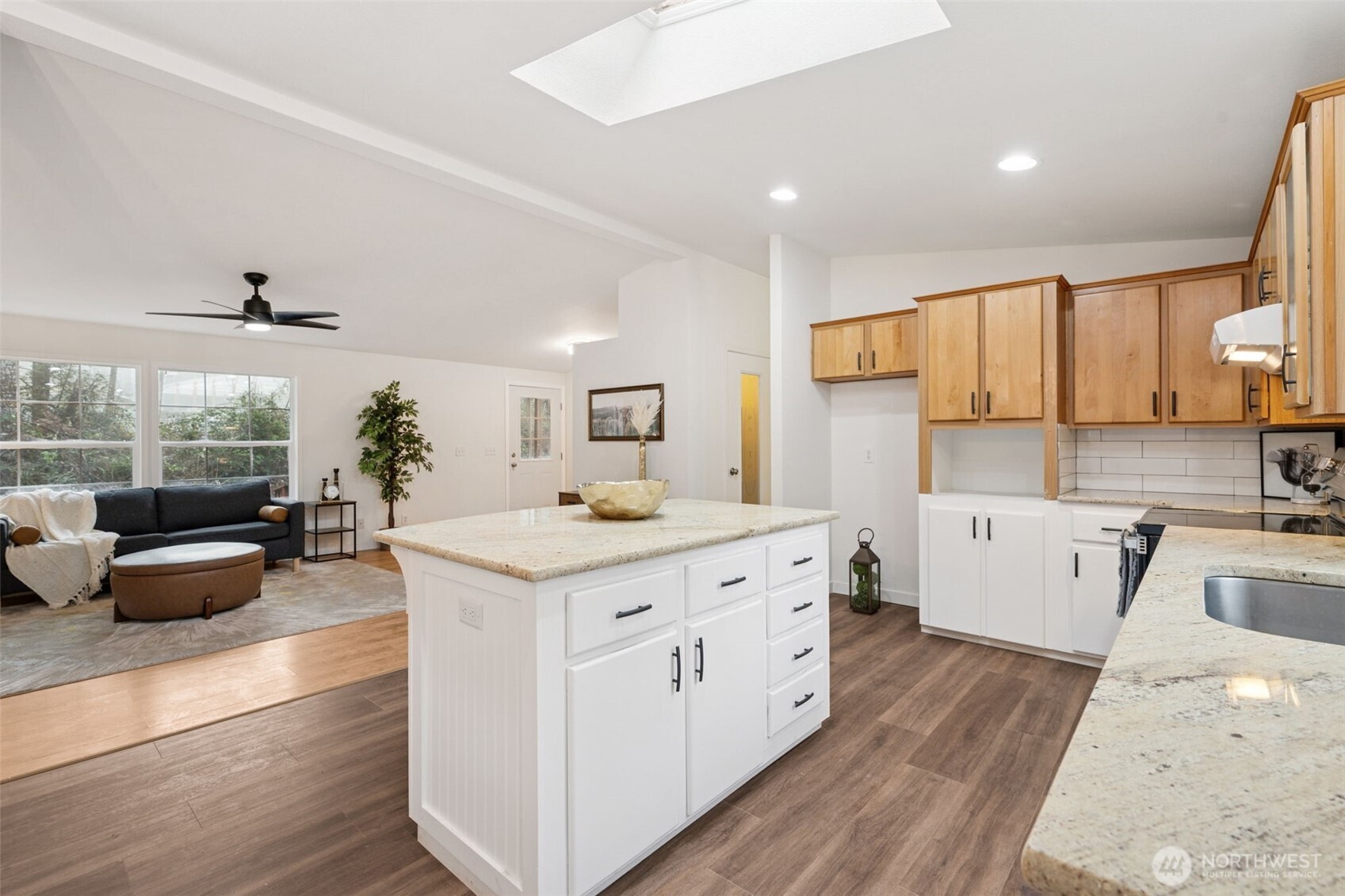 121 East Adam Lane Belfair, WA 98528 - Photo 13 of 32