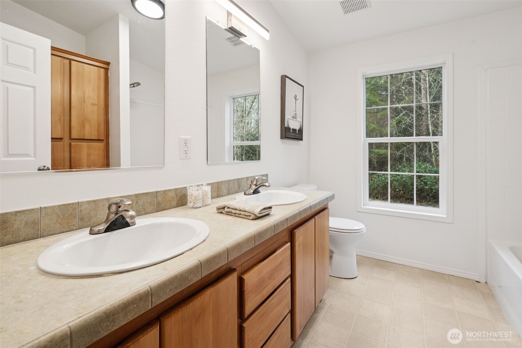 121 East Adam Lane Belfair, WA 98528 - Photo 25 of 32