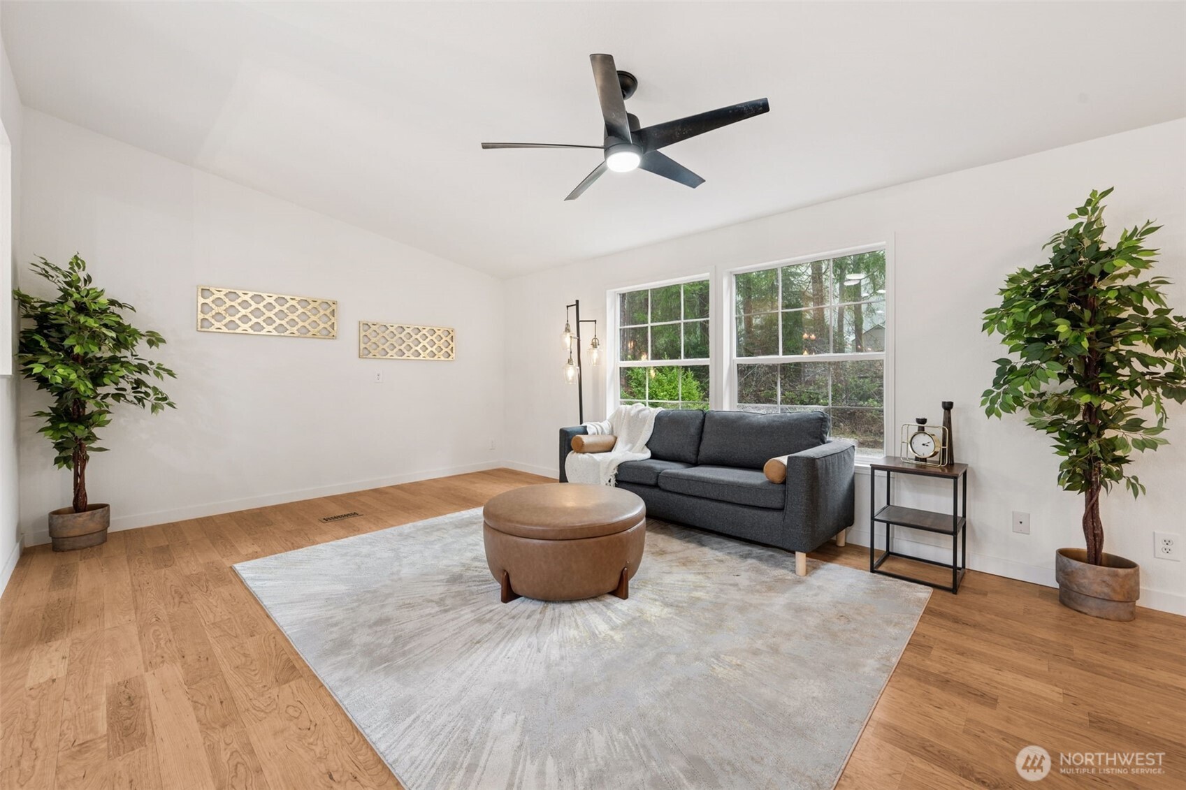 121 East Adam Lane Belfair, WA 98528 - Photo 7 of 32