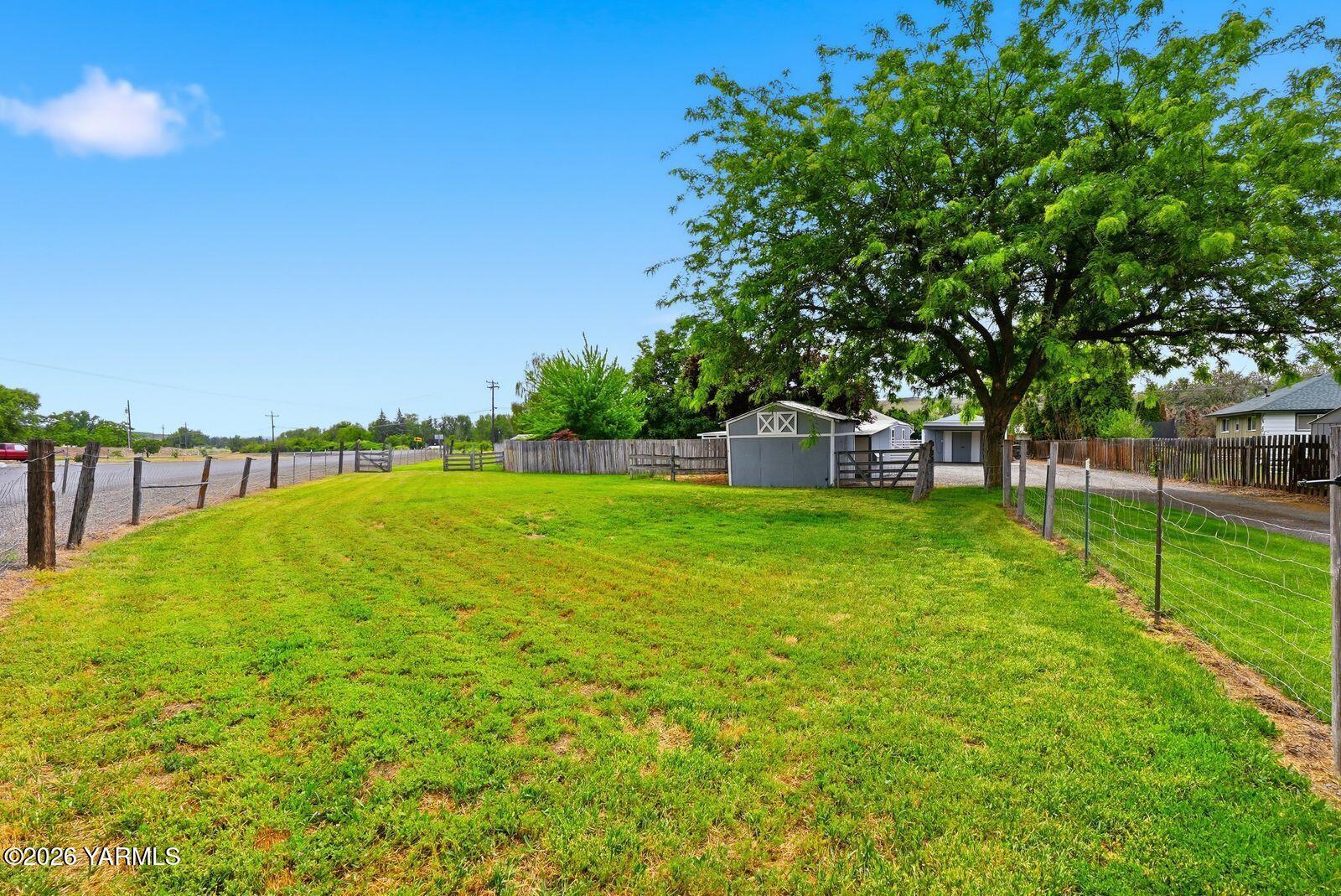 360 McPhee Road Naches, WA 98937 - Photo 16 of 25 18 Yard