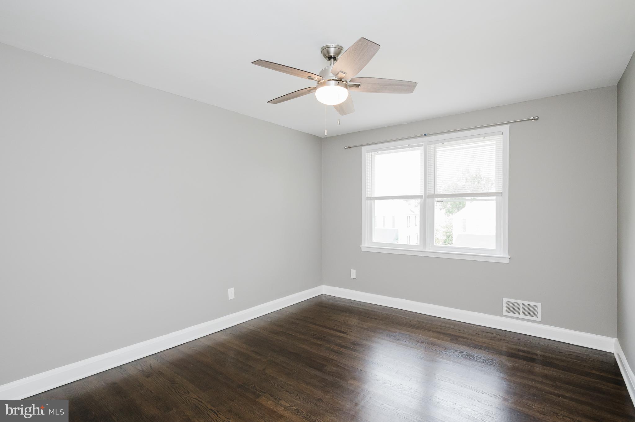 153 Brandon Road Baltimore, MD 21212 - Photo 21 of 37 Primary bedroom