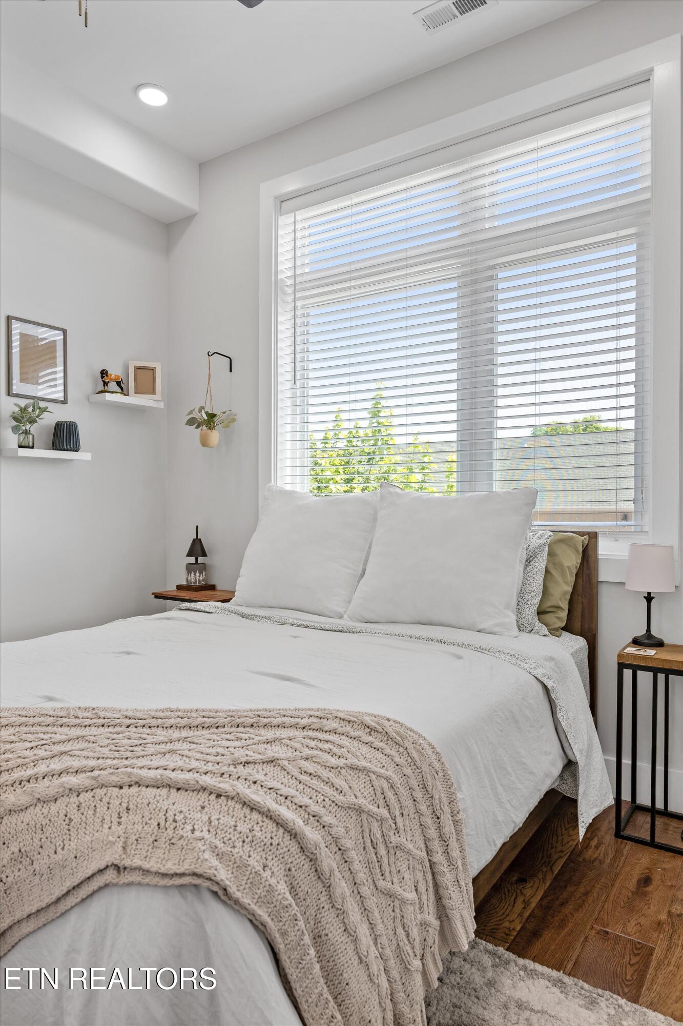 1117 Laurel Avenue, Unit 201 Knoxville, TN 37916 - Photo 26 of 40 25-1117 Laurel Ave Unit 20125