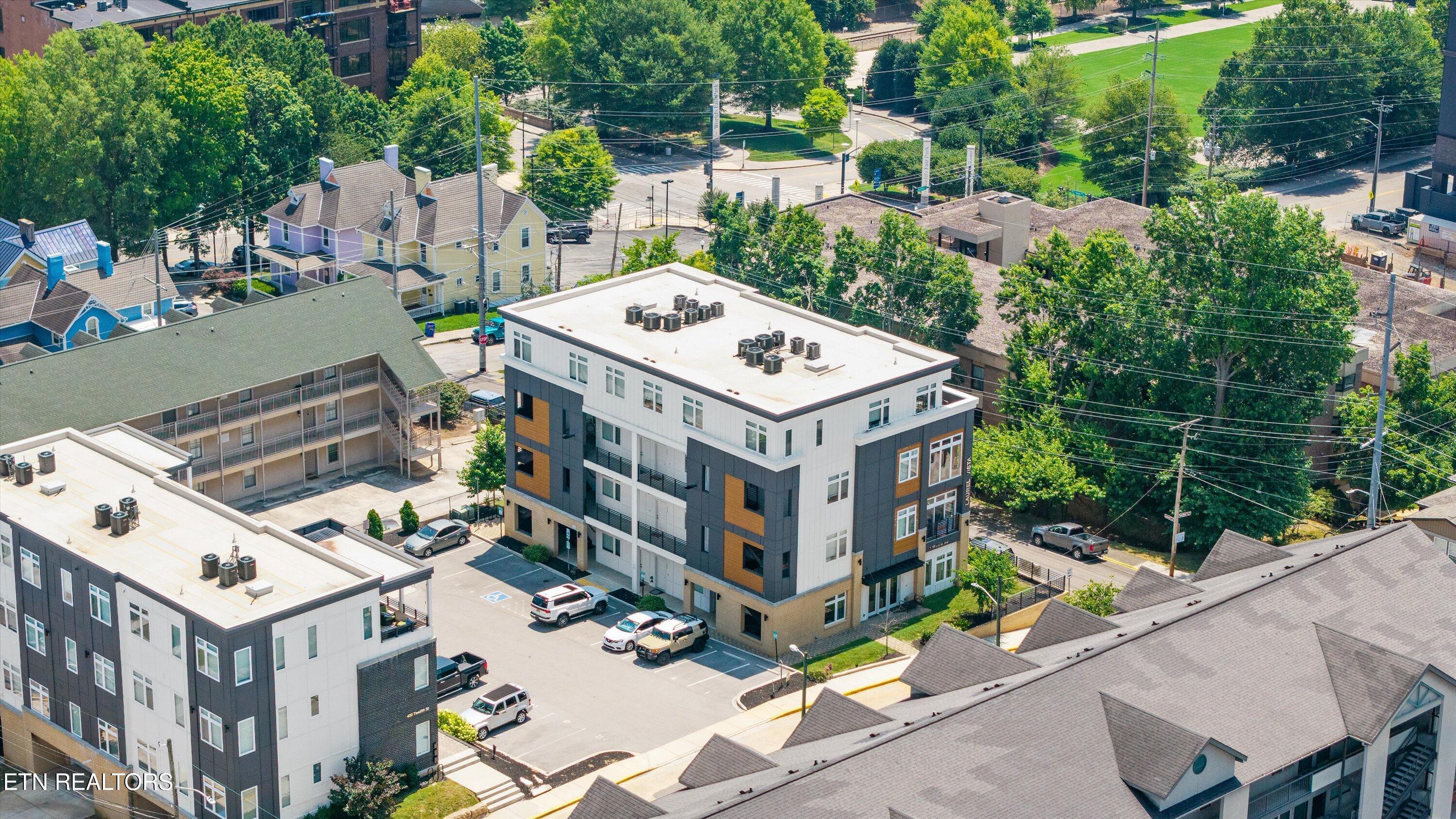 1117 Laurel Avenue, Unit 201 Knoxville, TN 37916 - Photo 32 of 40 31-1117 Laurel Ave Unit 20130
