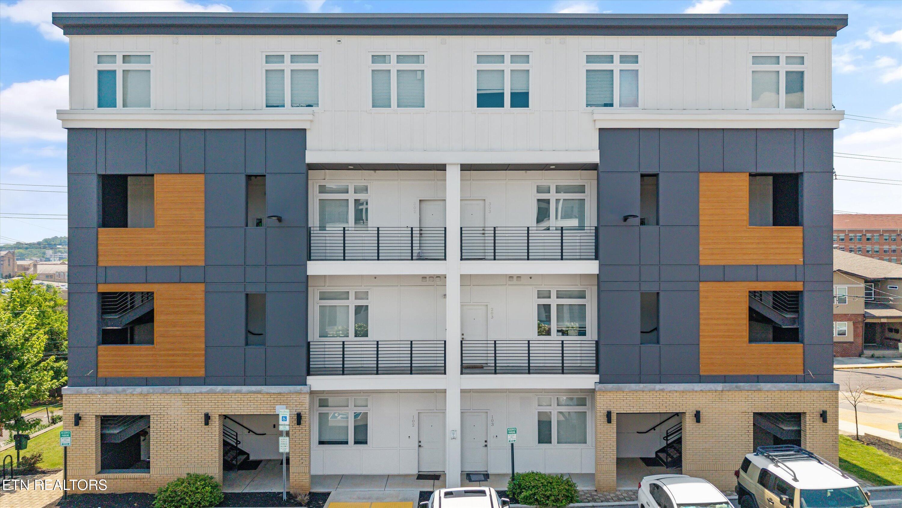 1117 Laurel Avenue, Unit 201 Knoxville, TN 37916 - Photo 33 of 40 32-1117 Laurel Ave Unit 20132