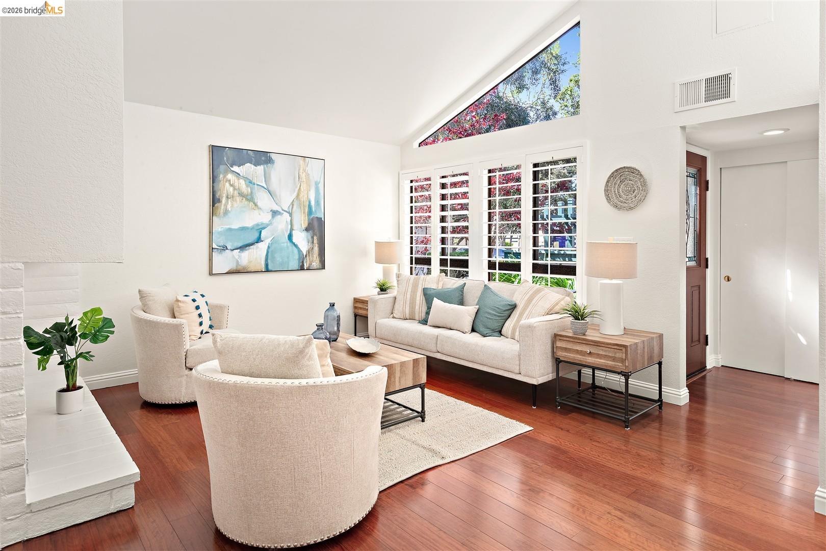 806 Ironwood Road Alameda, CA 94502 - Photo 2 of 52