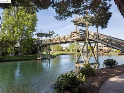 $799,000 | 806 Ironwood Road, Alameda, CA 94502
