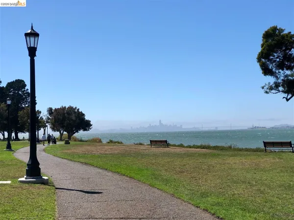 $799,000 | 806 Ironwood Road, Alameda, CA 94502