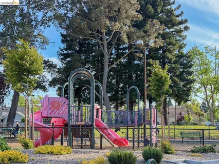 $799,000 | 806 Ironwood Road, Alameda, CA 94502