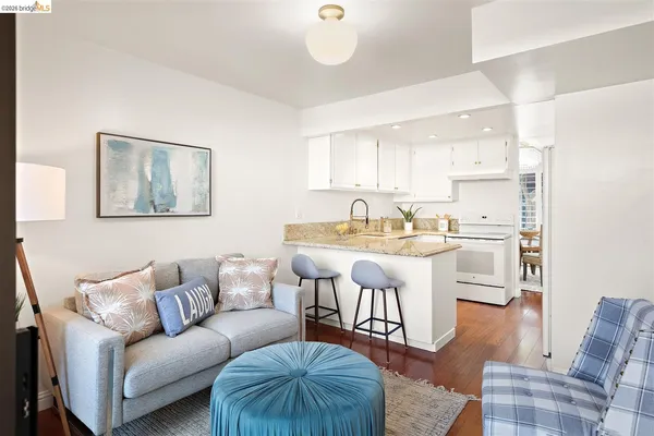 $799,000 | 806 Ironwood Road, Alameda, CA 94502