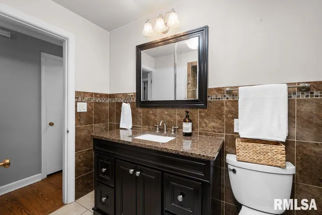 $389,900 | 777 25th Ave Court, Moline, IL 61265