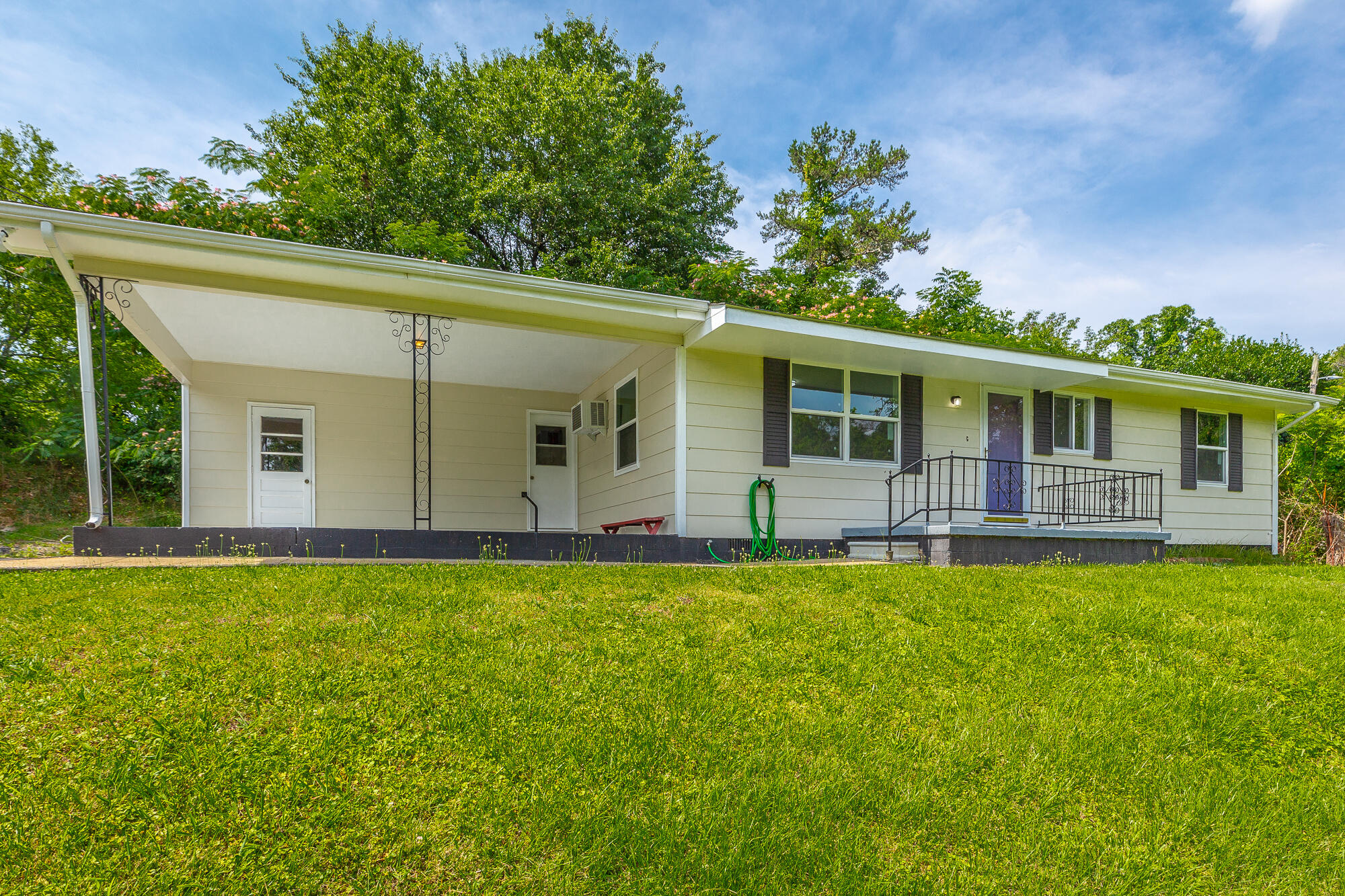 103 Cleveland Road Rossville, GA 30741 - Photo 1 of 33 103 Cleveland Road HD-30