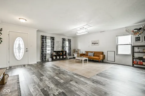 $395,000 | 863 Moate Circle, Greenwood, IN 46143