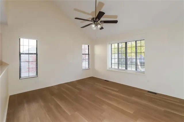 $2,555 | 404 Southeast Bristol Drive, Lee's Summit, MO 64063