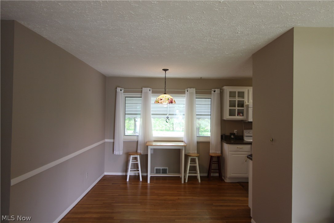 10266 Broadview Road Broadview Heights, OH 44147 - Photo 8 of 10 Gallery Image 8