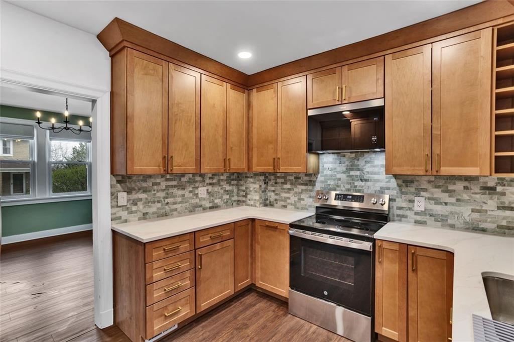 180 Richbarn Road Pittsburgh, PA 15212 - Photo 4 of 22 Gallery Image 4