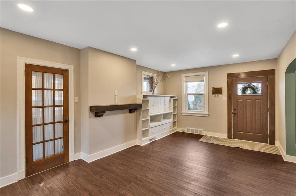 180 Richbarn Road Pittsburgh, PA 15212 - Photo 6 of 22 Gallery Image 6